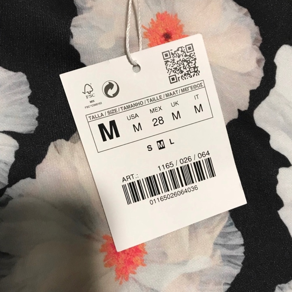 Zara Floral Sleeveless Top | Medium - Picture 2 of 4